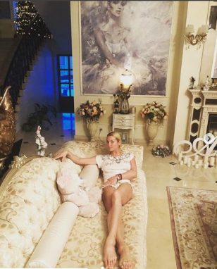 Волочкова наслаждается отдыхом