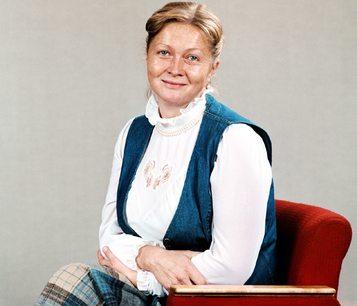 К Насибову Гундарева ушла от актера Виктора Корешкова. На гастролях в Кишиневе подошла к администраторам и предупредила, что переселяется из их с Виктором люкса в обычный номер к Сереже