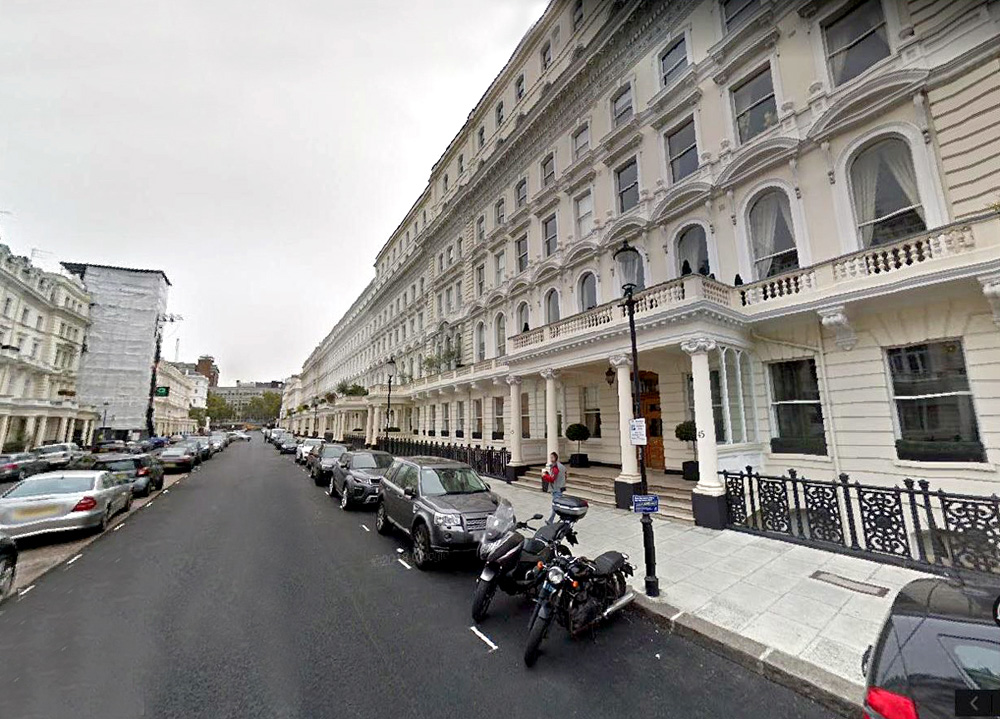 Часть этого внушительного здания на одной из самых фешенебельных улиц Лондона теперь принадлежит Гранту