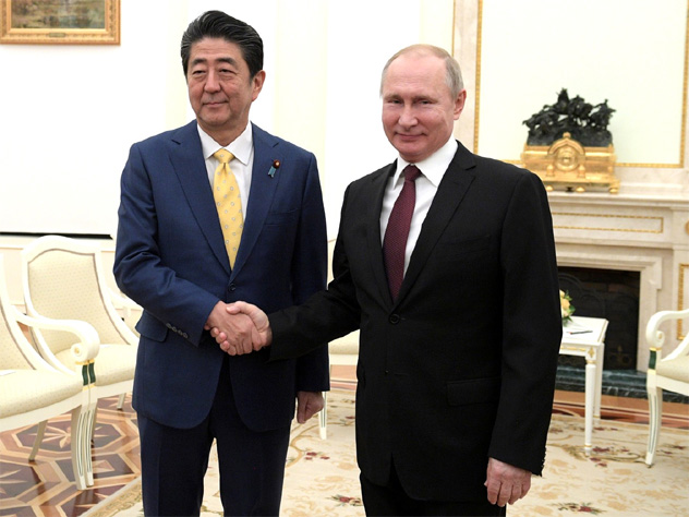 Владимир Путин и Синдзо Абэ