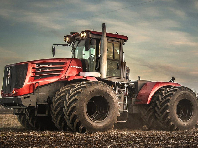 Петербургский тракторный завод начал поставки серийных тракторов «Кировец К-743» в Канаду