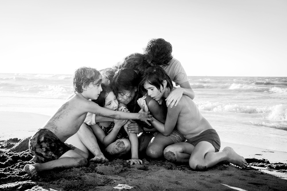 Кадр из фильма «Рома»