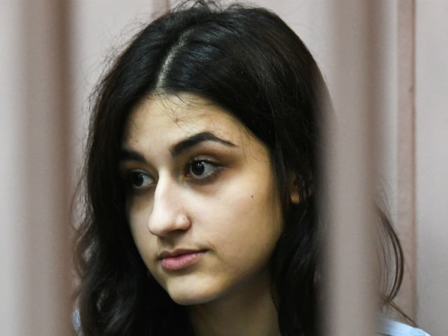 на одну из сестер Хачатурян подали в суд