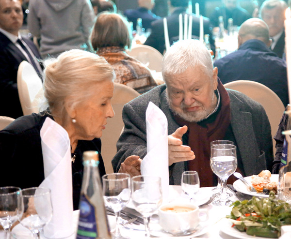 Между первой и второй у Сергея Соловьёва перерывчик небольшой