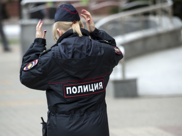 В Кузбассе священник подрался с женщиной