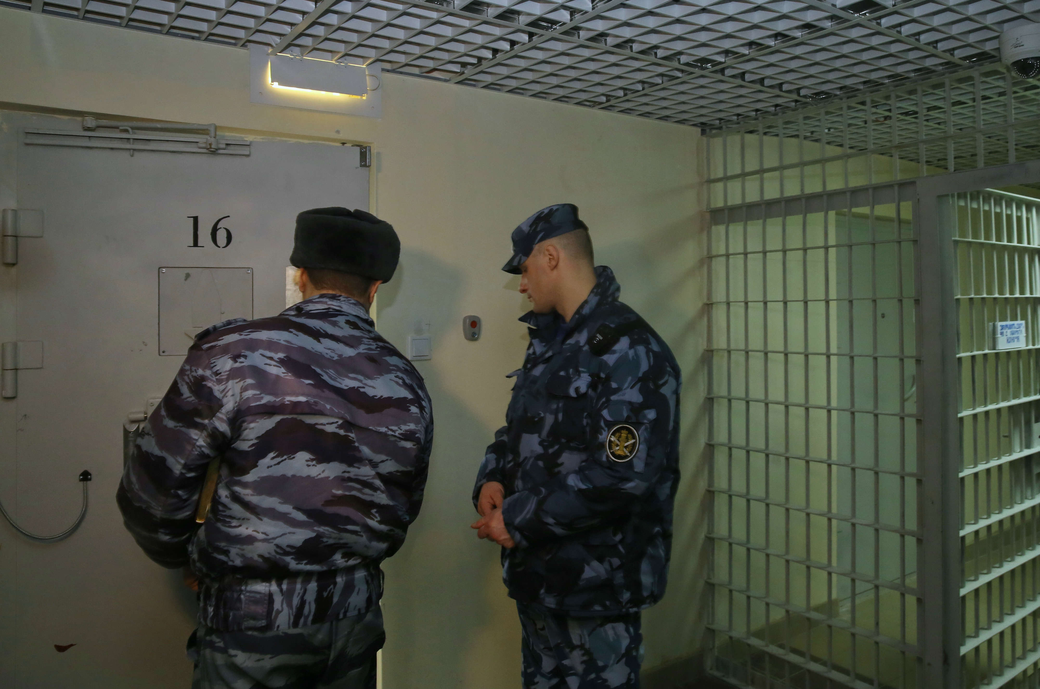 Охраняют тюрьму. СИЗО 6 ФСИН России камера. ФСИН Следственный изолятор. СИЗО 2 Борисоглебск. СИЗО 2 Рузаевка.