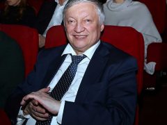 Анатолий Карпов