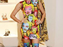 Поп-арт станет трендом в грядущем сезоне. Но украшать себя аляповатым комплектом явно не стоит — согласиться с тем, что это красиво или хотя бы приемлемо, сложно. От полного провала спасла только благородная внешность Ирины Шейк. ФОТО: RICHARD YOUNG/REX/FOTODOM.RU