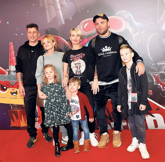 Солисты «Градусов» пришли в кино с семьями