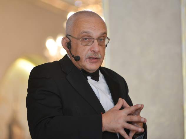 Александр Друзь