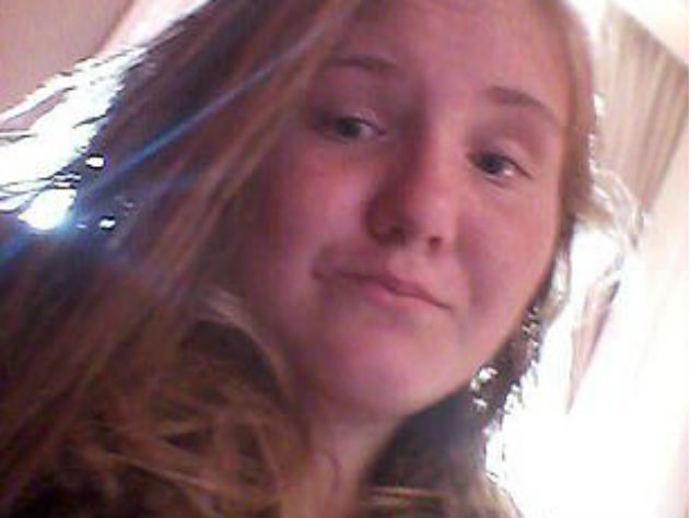 Софи Элмс - молодая педофилка, задержанная в Великобритании