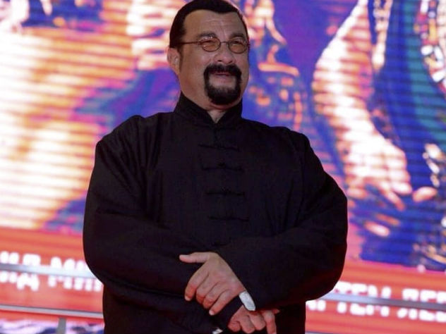 Стивен Сигал