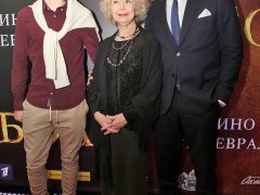 Светлана Немоляева с сыном Александром и внуком Сергеем