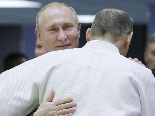 Владимир Путин получил травму во время тренировки по дзюдо