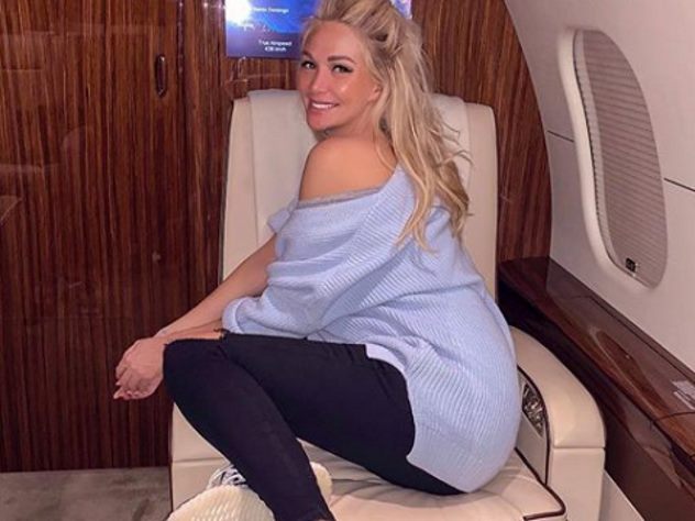 Виктория Лопырева