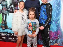 ЮЛИЯ БАРАНОВСКАЯ С ДЕТЬМИ