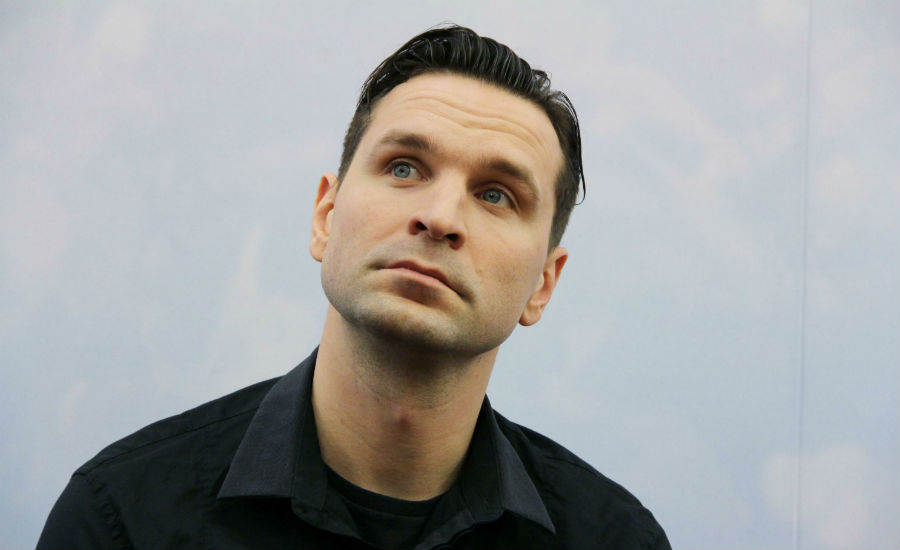 Виктор Добронравов