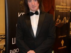 АНДРЕЙ ХРАМОВ ГРУППА «ЗЕМЛЯНЕ»