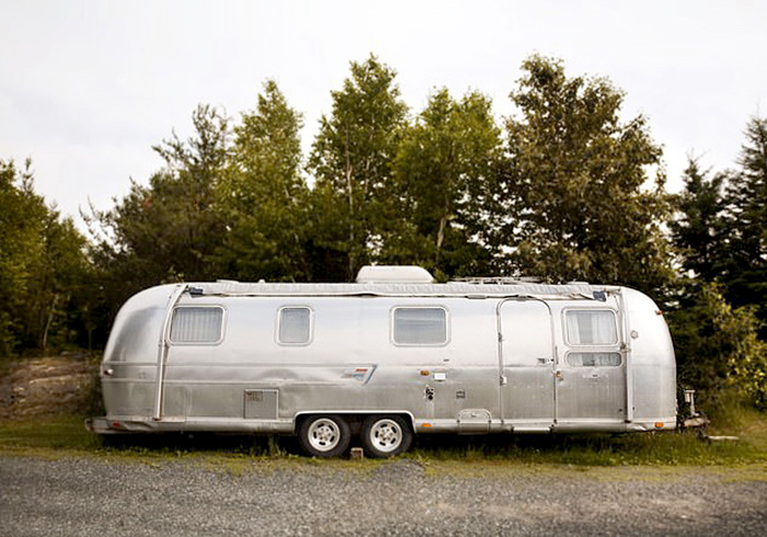 Винтажному трейлеру Батлера злодеи «приделали ноги»