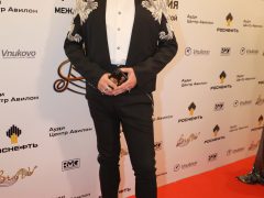 ФИЛИПП КИРКОРОВ