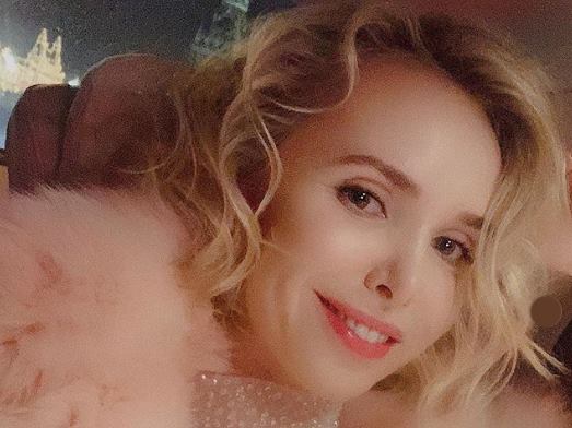 Илона Столье