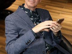 СЕРГЕЙ ШОЛОХОВ