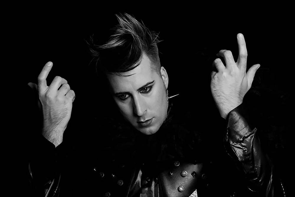 SOUND UP: Джейми МакДермотт и The Irrepressibles