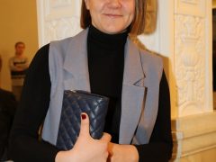 АННА УКОЛОВА