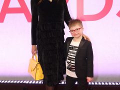 ЭВЕЛИНА БЛЕДАНС С СЫНОМ