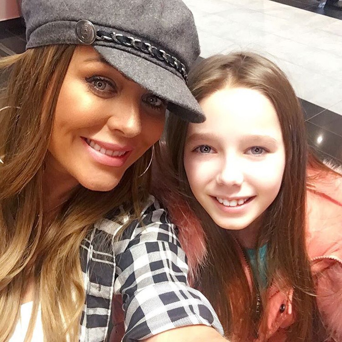 Юлия Началова с дочерью