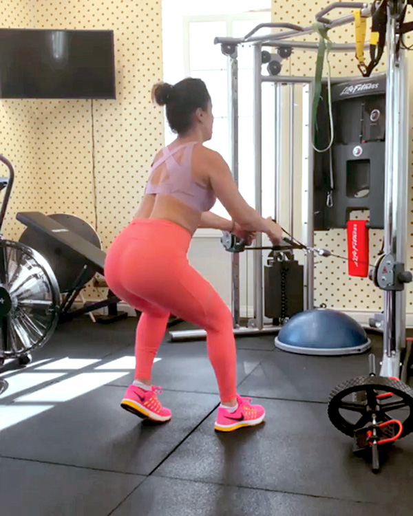 Грузинка Тина привыкла все тянуть на себя