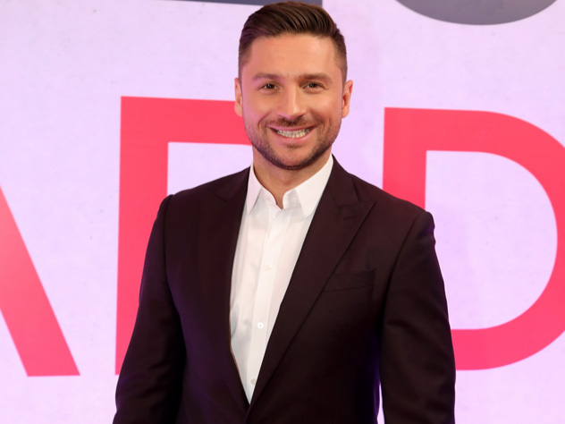 СЕРГЕЙ ЛАЗАРЕВ