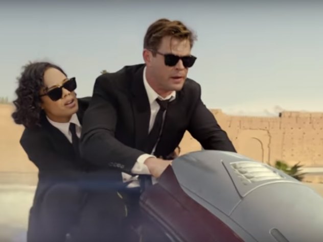 Тесса Томпсон и Крис Хемсворт