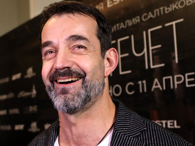 Дмитрий Певцов