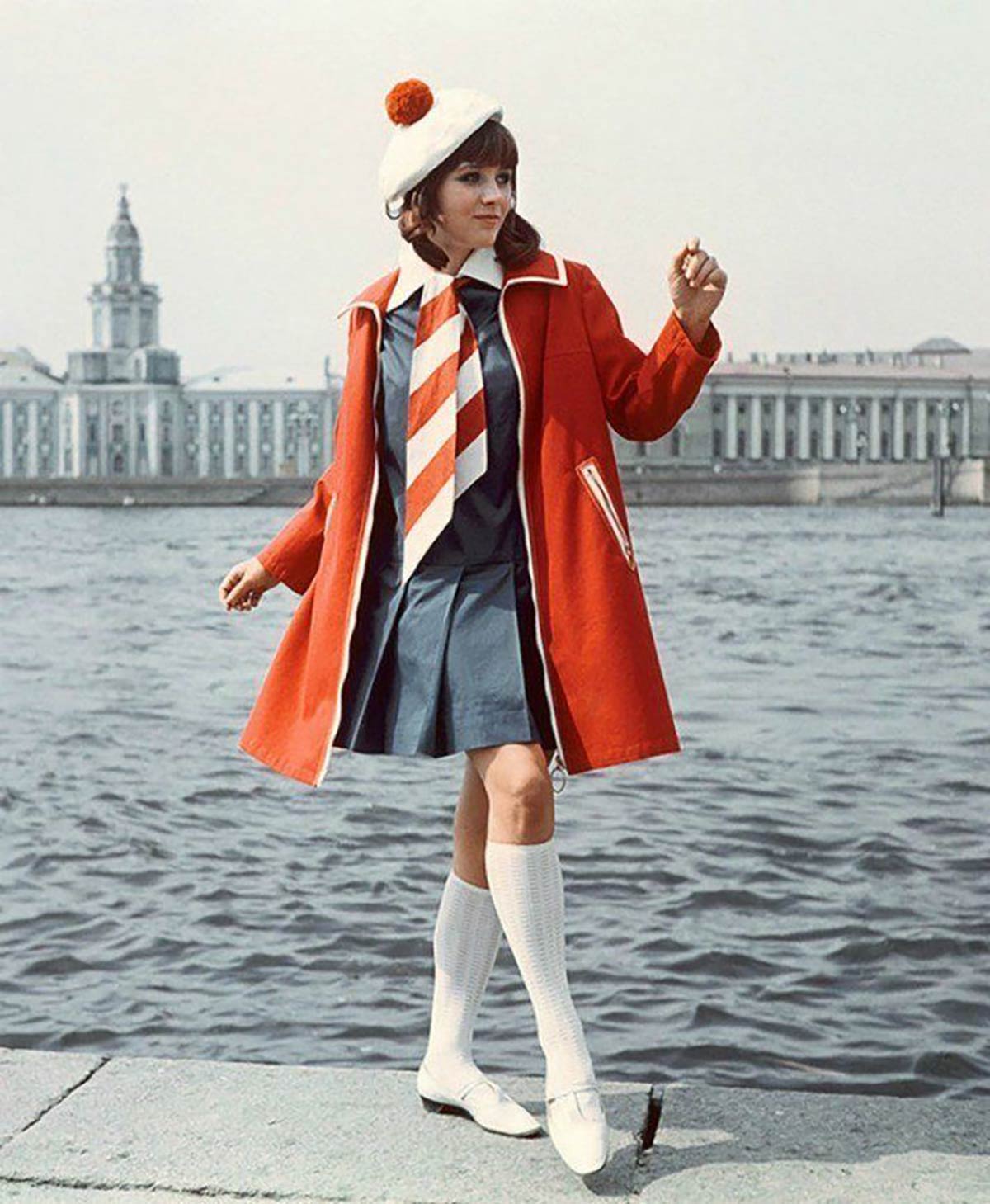 Выставка Александра Васильева «ВДНХ в моде. 1939-2019»