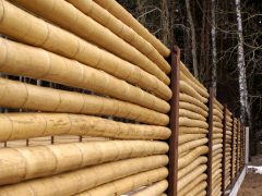 Оригинальный заборы для дачи. Фото: hibara.net