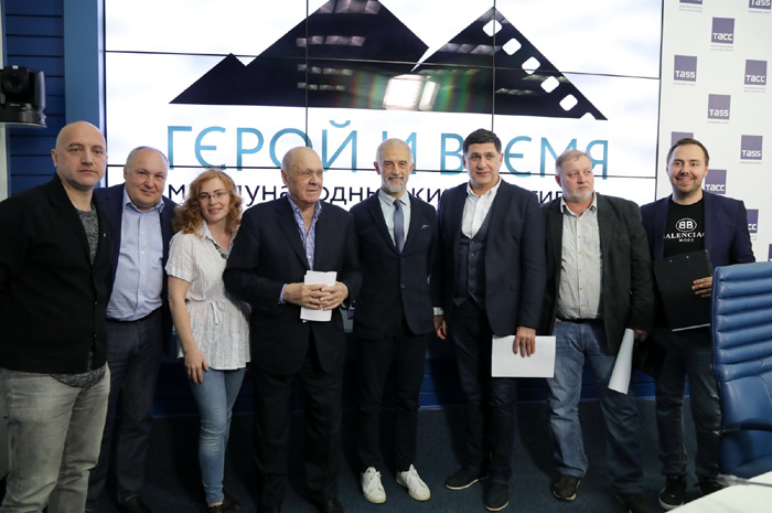 УЧАСТНИКИ ПРЕСС-КОНФЕРЕНЦИИ