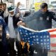 Иранцы готовятся рвать американские флаги, как Тузик грелку