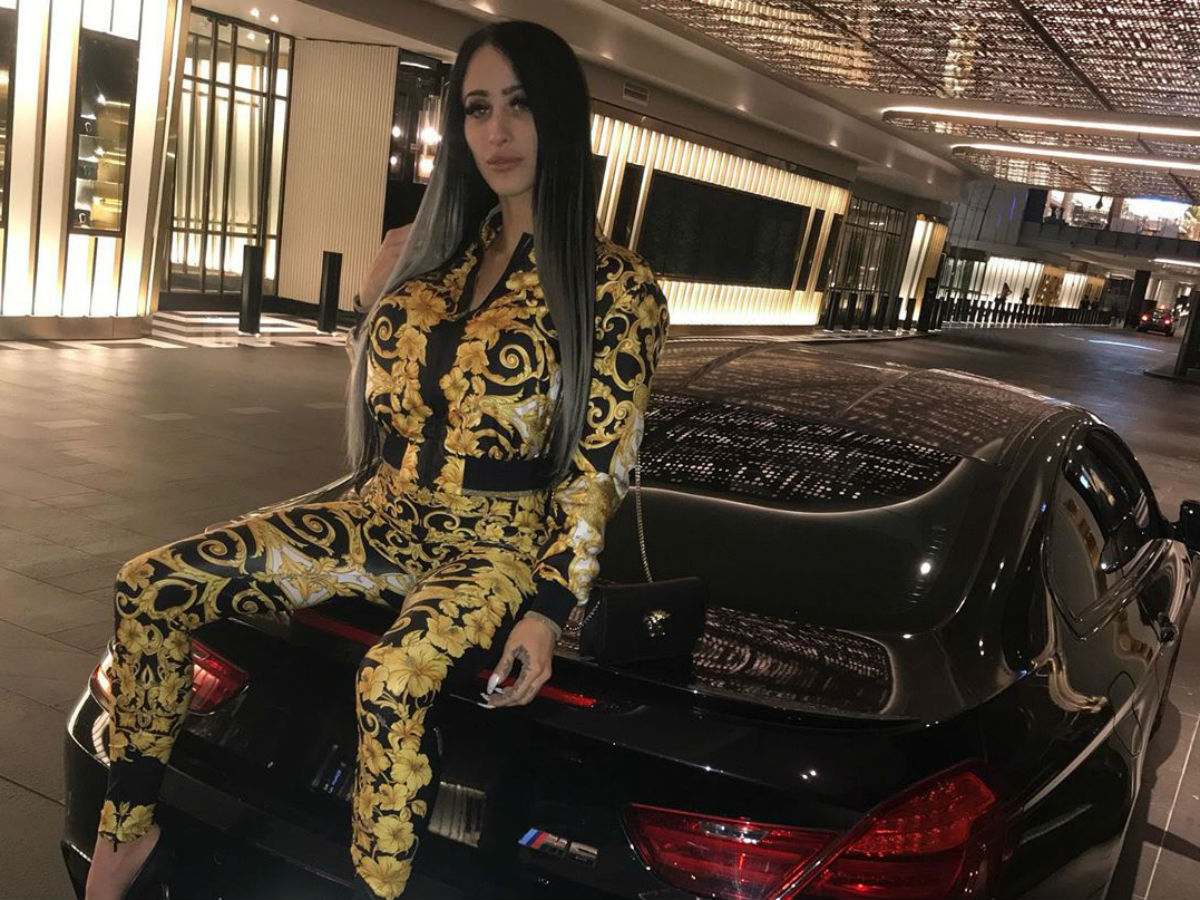 "Мама на Мерседесе" не бедствует Австралийская "мама на Мерседесе"