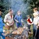 Пикник с шашлыком - привычный семейный отдых в середине 70-х