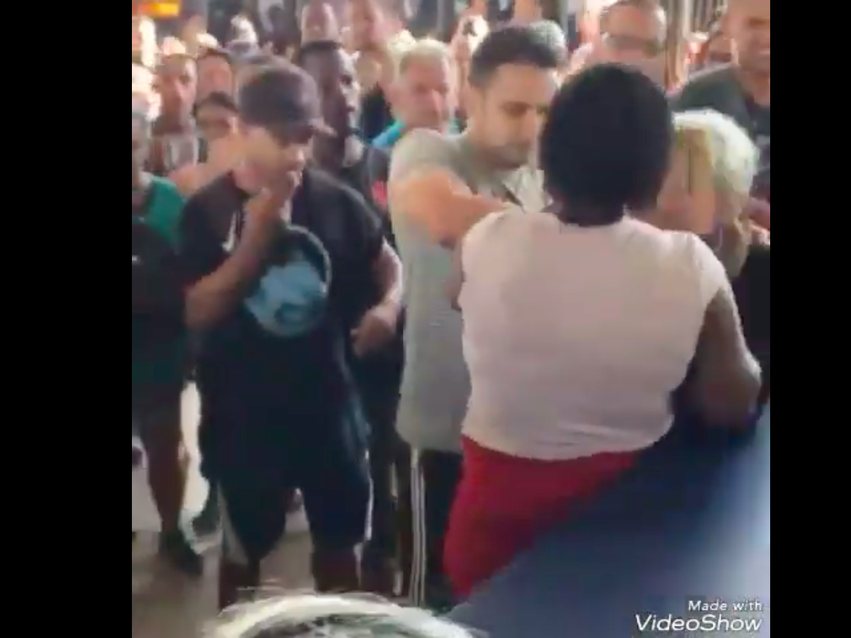 Потасовка, избиение