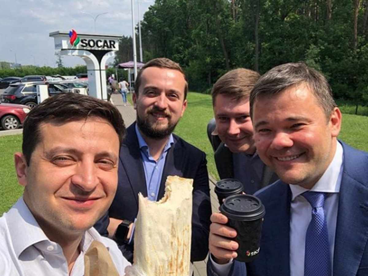 Зеленский с шаурмой