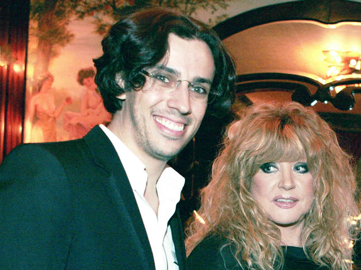 Как Пугачева поздравила Галкина с днем рождения