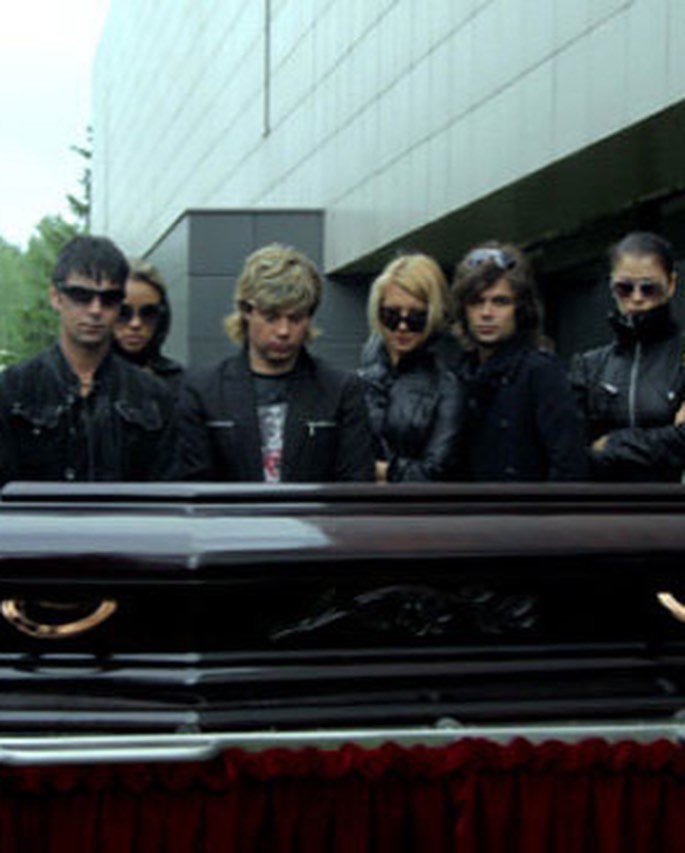 Бари Алибасов, гроб