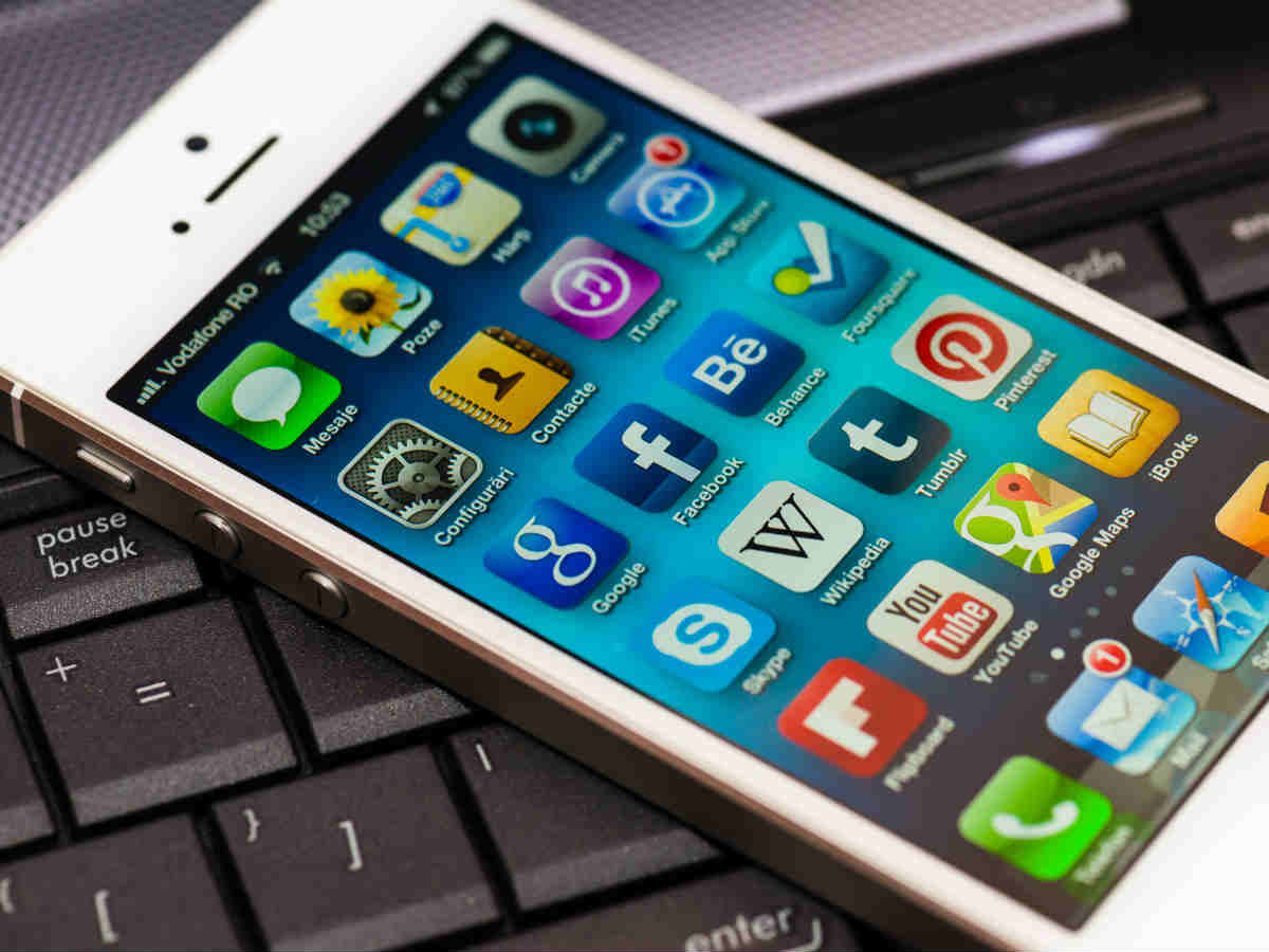 Компания Apple