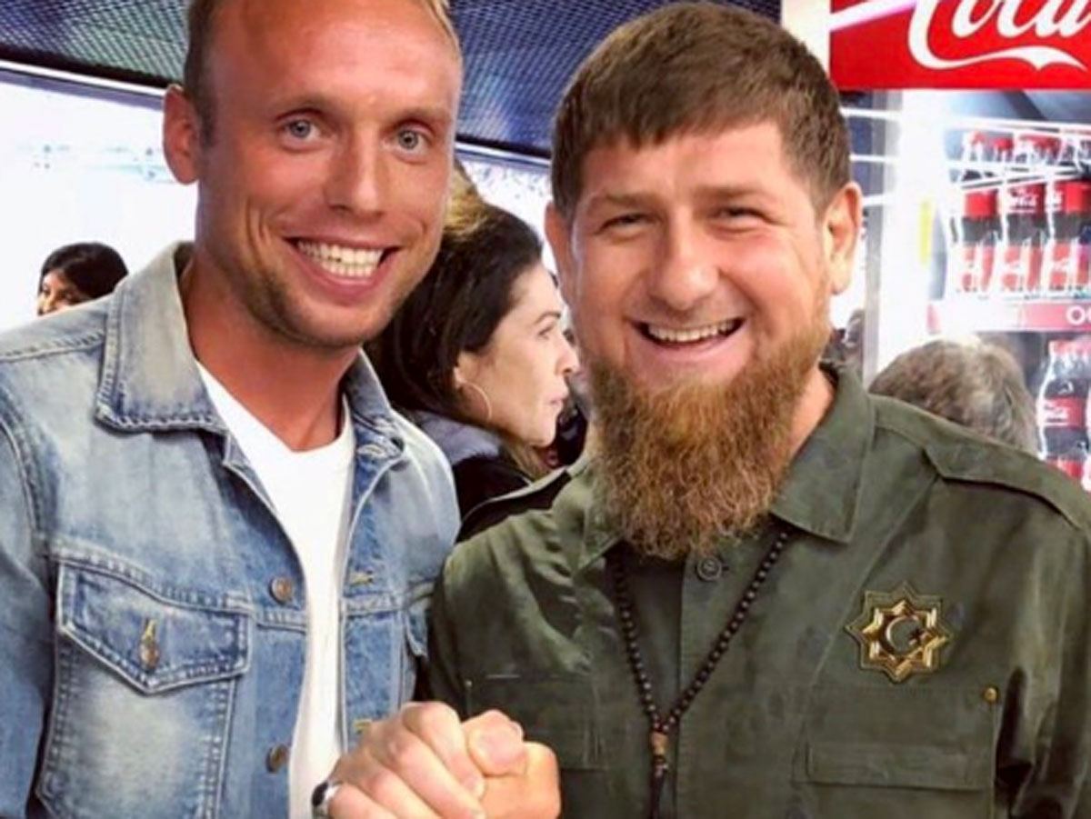 1) Глушакова в «Ахмат» пригласил глава Чечни Рамзан Кадыров