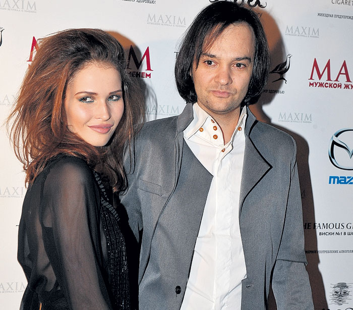С бывшим сожителем Александром Маленковым, главредом журнала Maxim, для которого Ильяшенко позировала голой