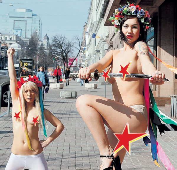 Туристы в Киеве с первых шагов смогут оценить красоту и цену местных девушек