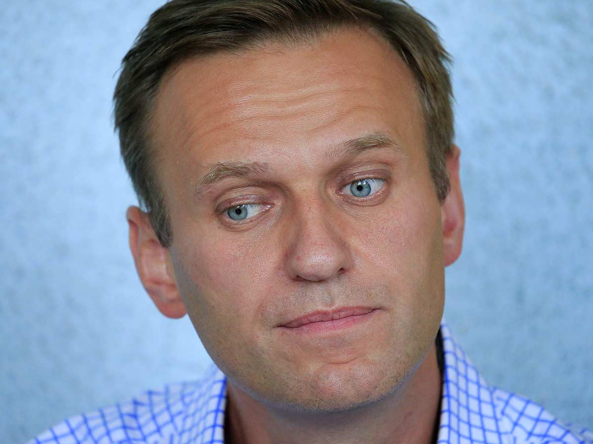 У скандального видеоблогера Алексея Навального возникли проблемы со здоровьем