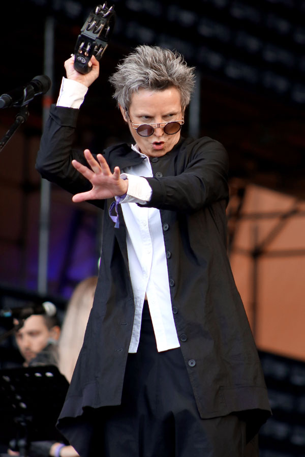 Во время учебы Сурганова, похоже, была отличницей кафедры бубна